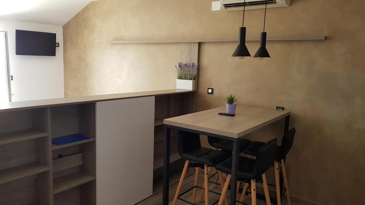 Premium Appartments Suha Punta Kampor Екстер'єр фото