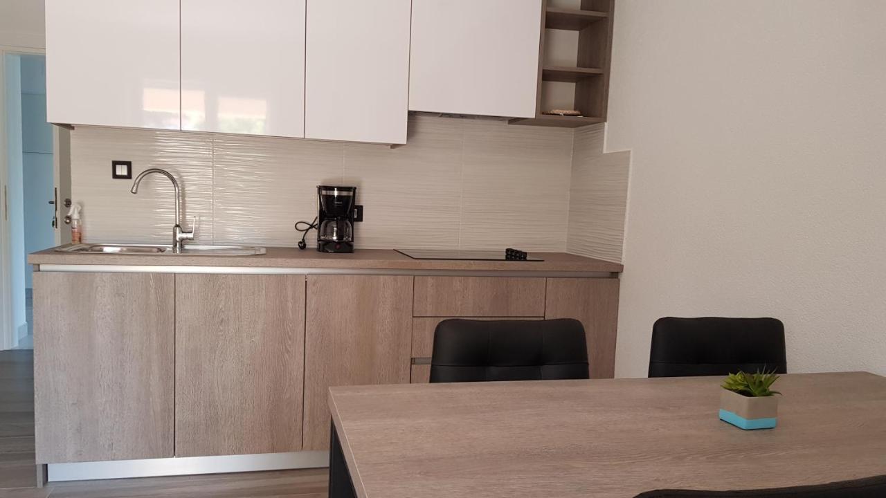 Premium Appartments Suha Punta Kampor Екстер'єр фото